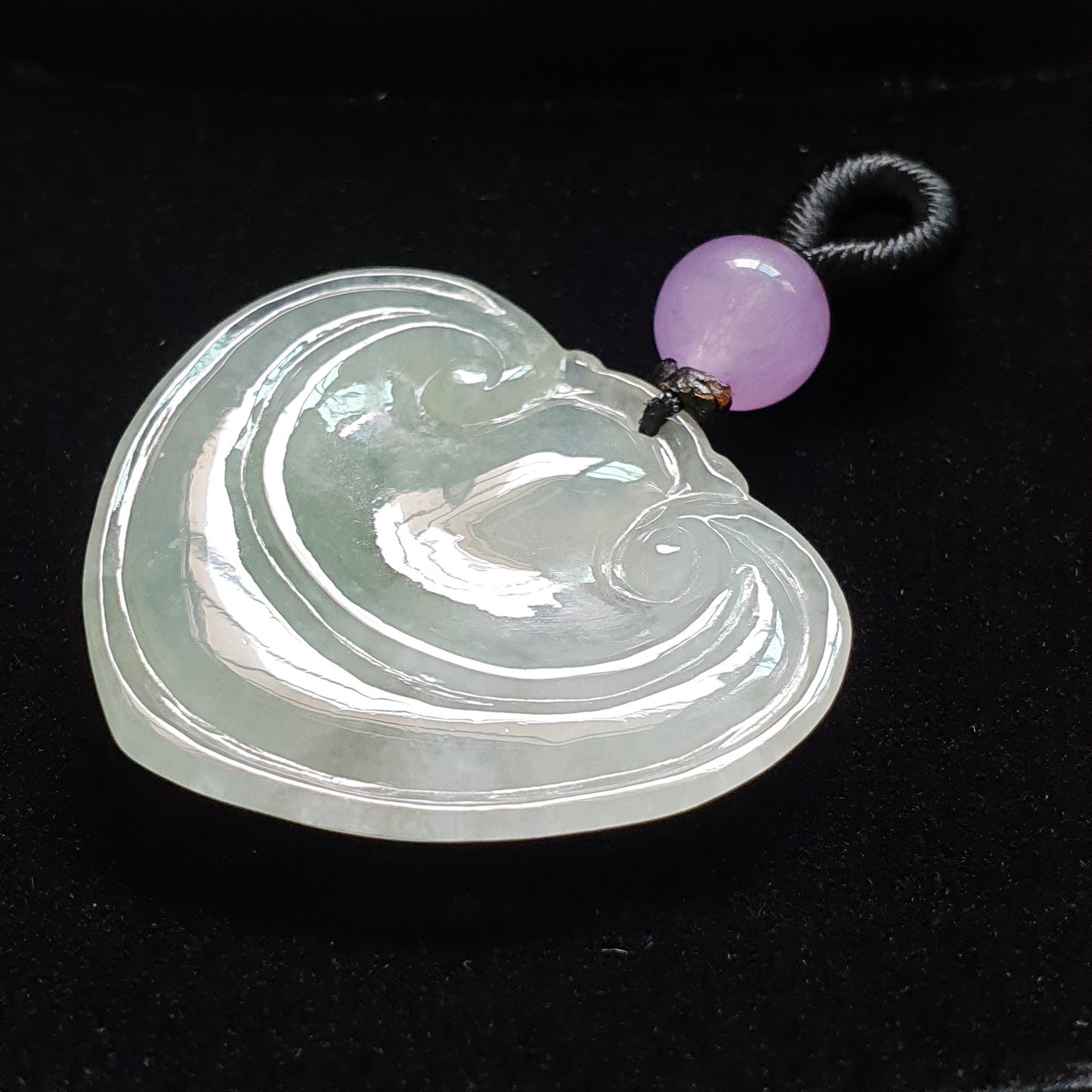 糯种如意翡翠吊坠 (Type A Jadeite Jade RuYi Pendants) PRY29699