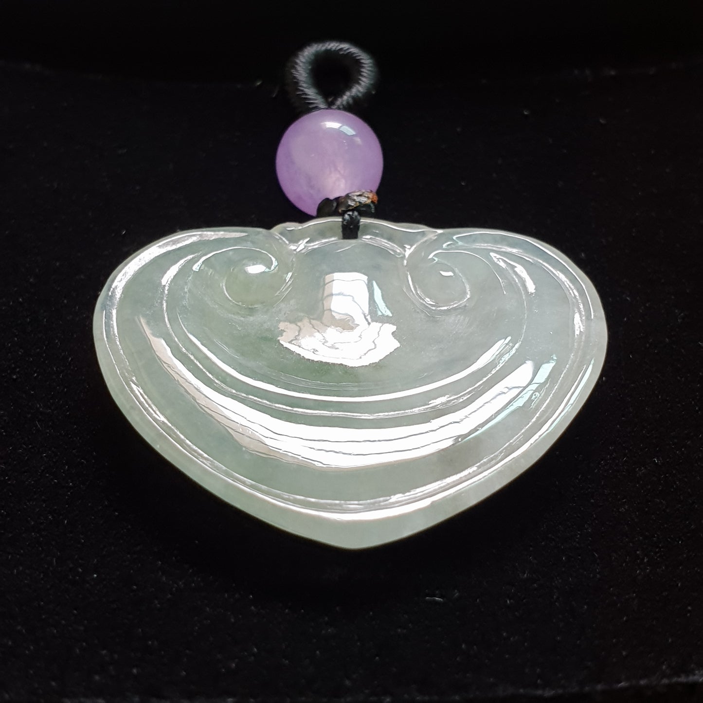 糯种如意翡翠吊坠 (Type A Jadeite Jade RuYi Pendants) PRY29699