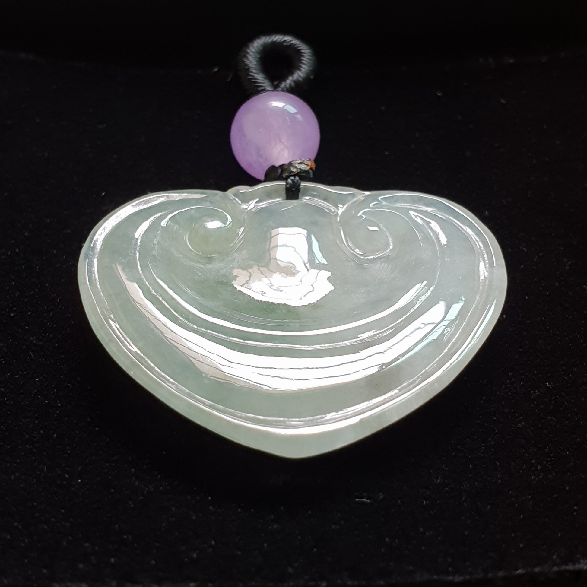 糯种如意翡翠吊坠 (Type A Jadeite Jade RuYi Pendants) PRY29699
