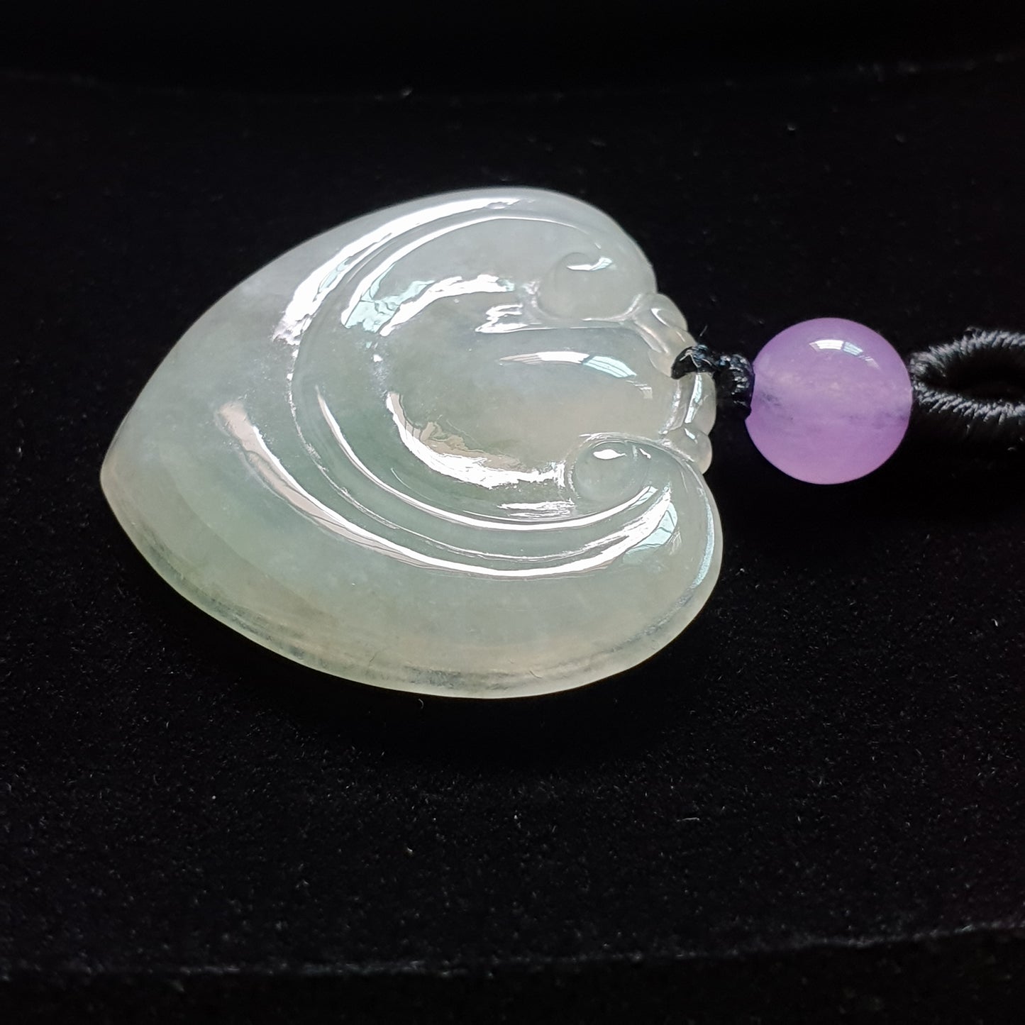 糯种如意翡翠吊坠 (Type A Jadeite Jade RuYi Pendants) PRY29699