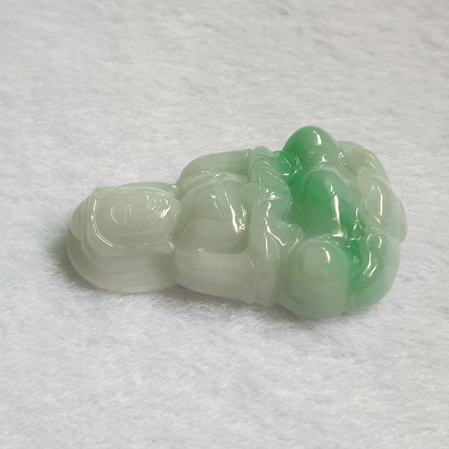 Myanmar Burma Natural Type A White Green Jadeite Jade Guan Yin Pendant Men Male Women Female Jewellery Jewelry 缅甸天然A货白绿翡翠观音吊坠吊饰女性男性首饰玉石珠宝